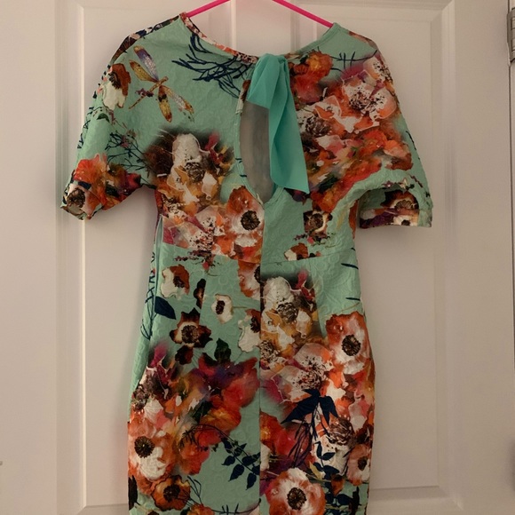 Dress - Picture 2 of 3